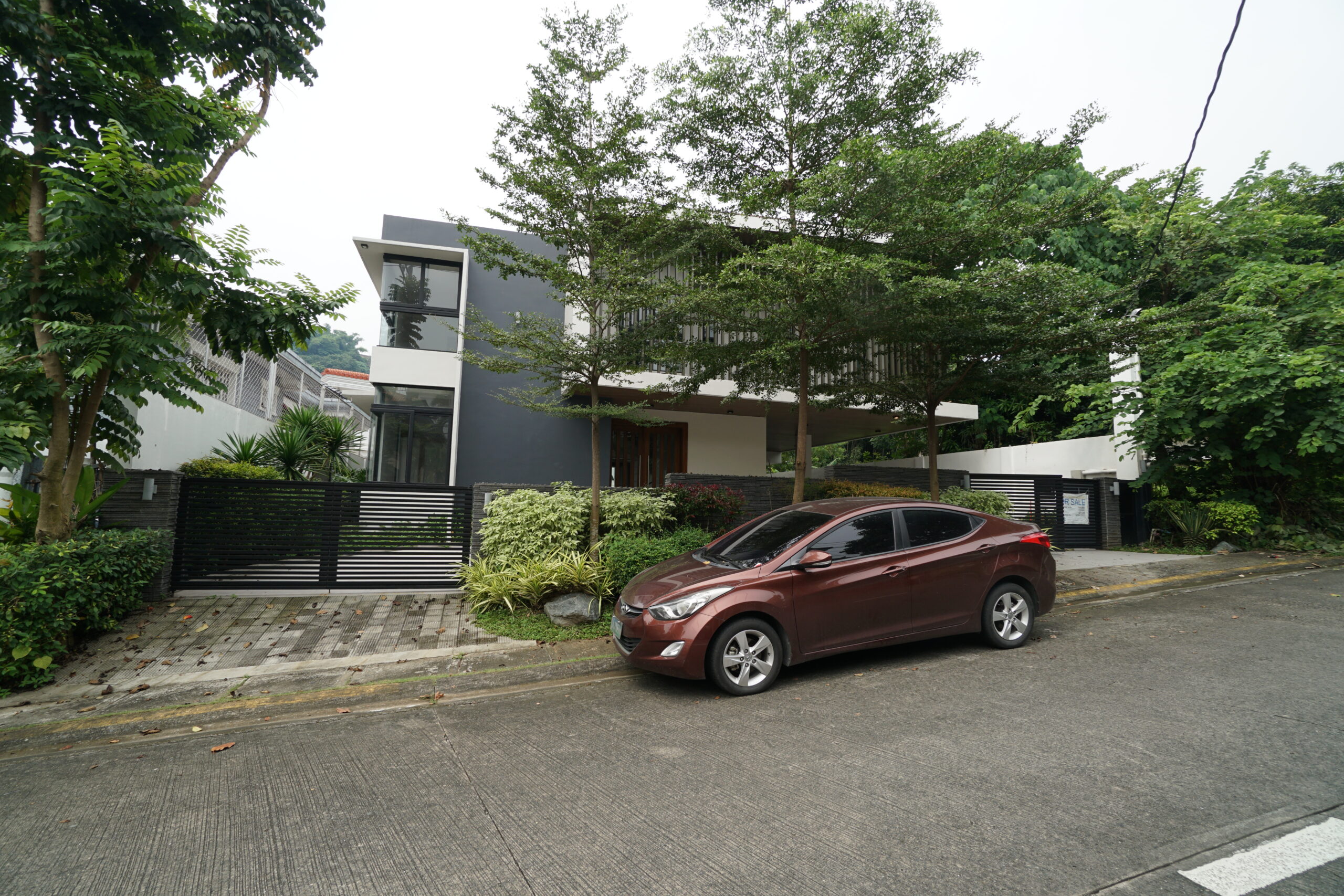 Modern House and Lot for Sale in Ayala Heights, Quezon City
