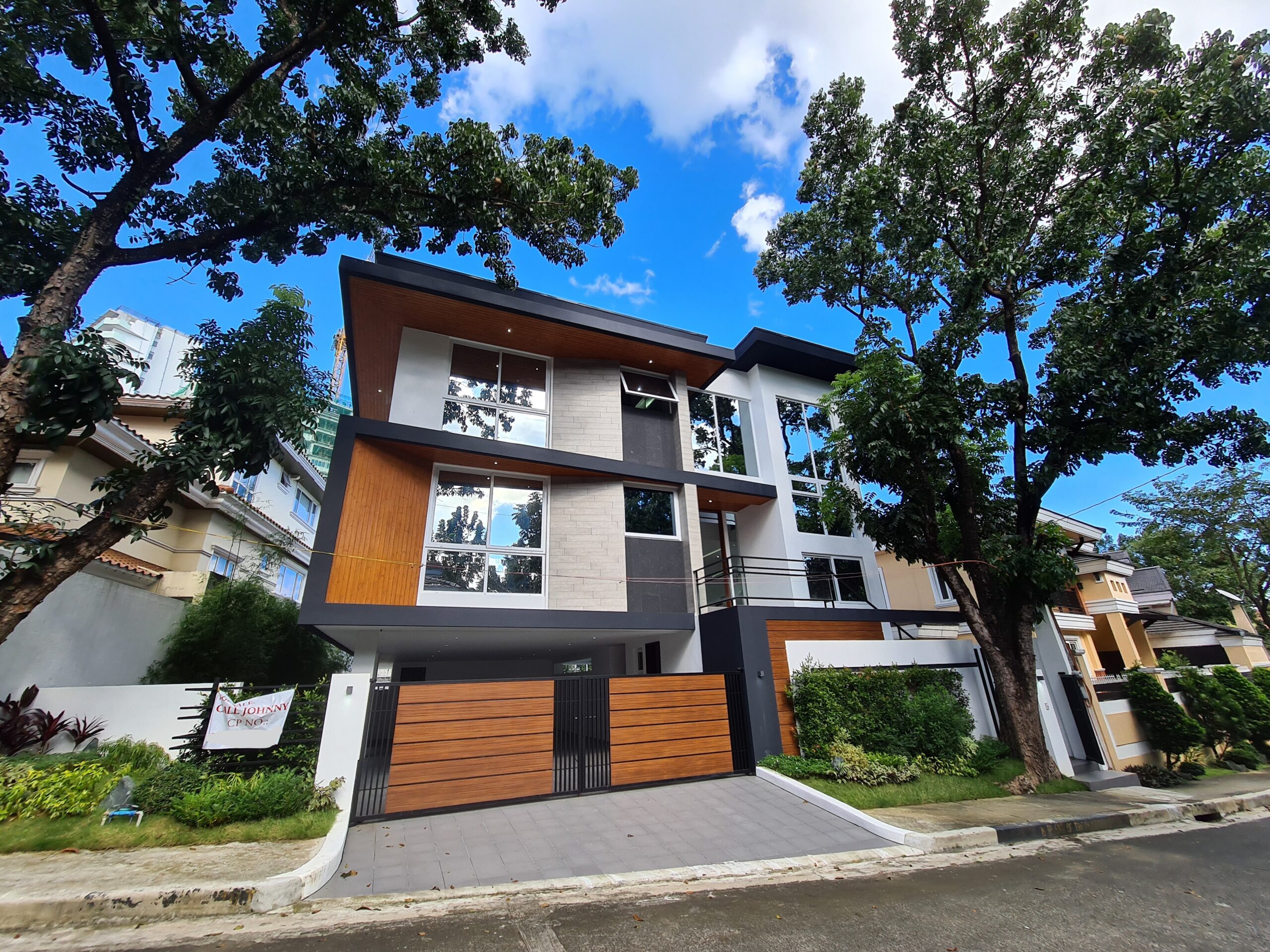 Classic 3-story House with Stunning Facade in Don Antoñio Heights, Quezon City
