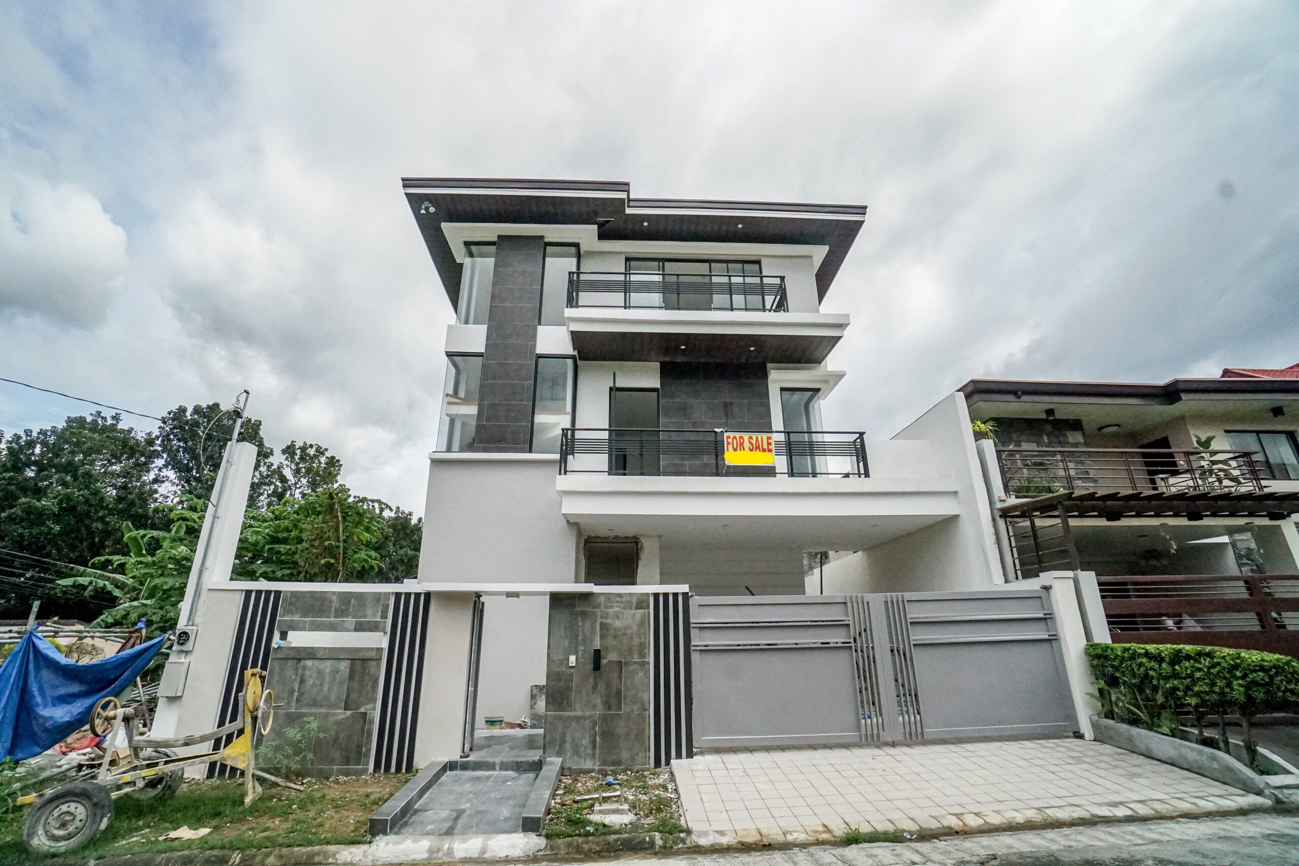 For Sale Brand New 3-Story House and Lot located in Filinvest 2, Quezon City