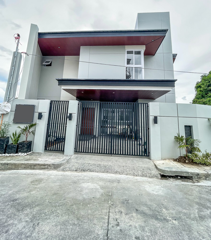 Corner 2 Storey House and Lot for Sale Located in Greenland Subdivision, Cainta Rizal
