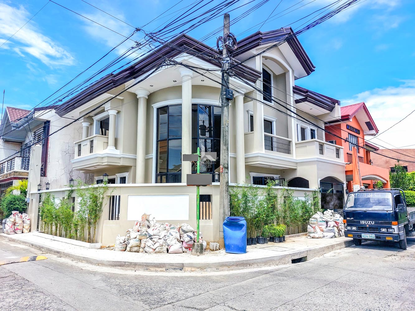 2 Storey Renovated House and Lot for Sale in Greenwoods, Pasig City