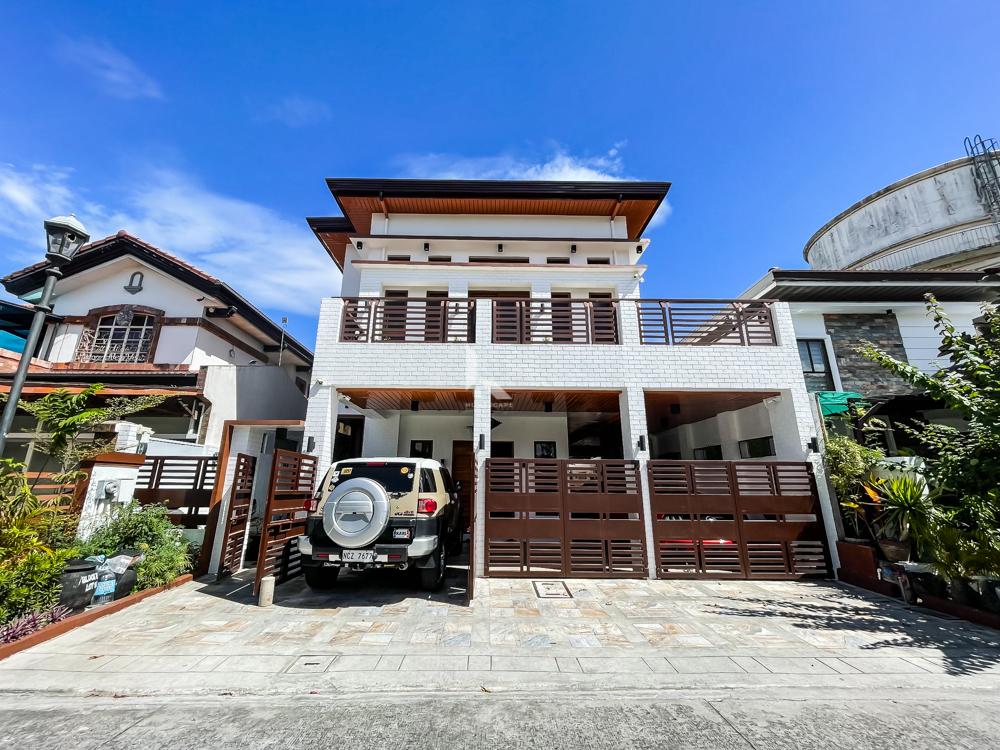 Picturesque 3 Storey House and Lot for Sale in Brentville, Binan Laguna