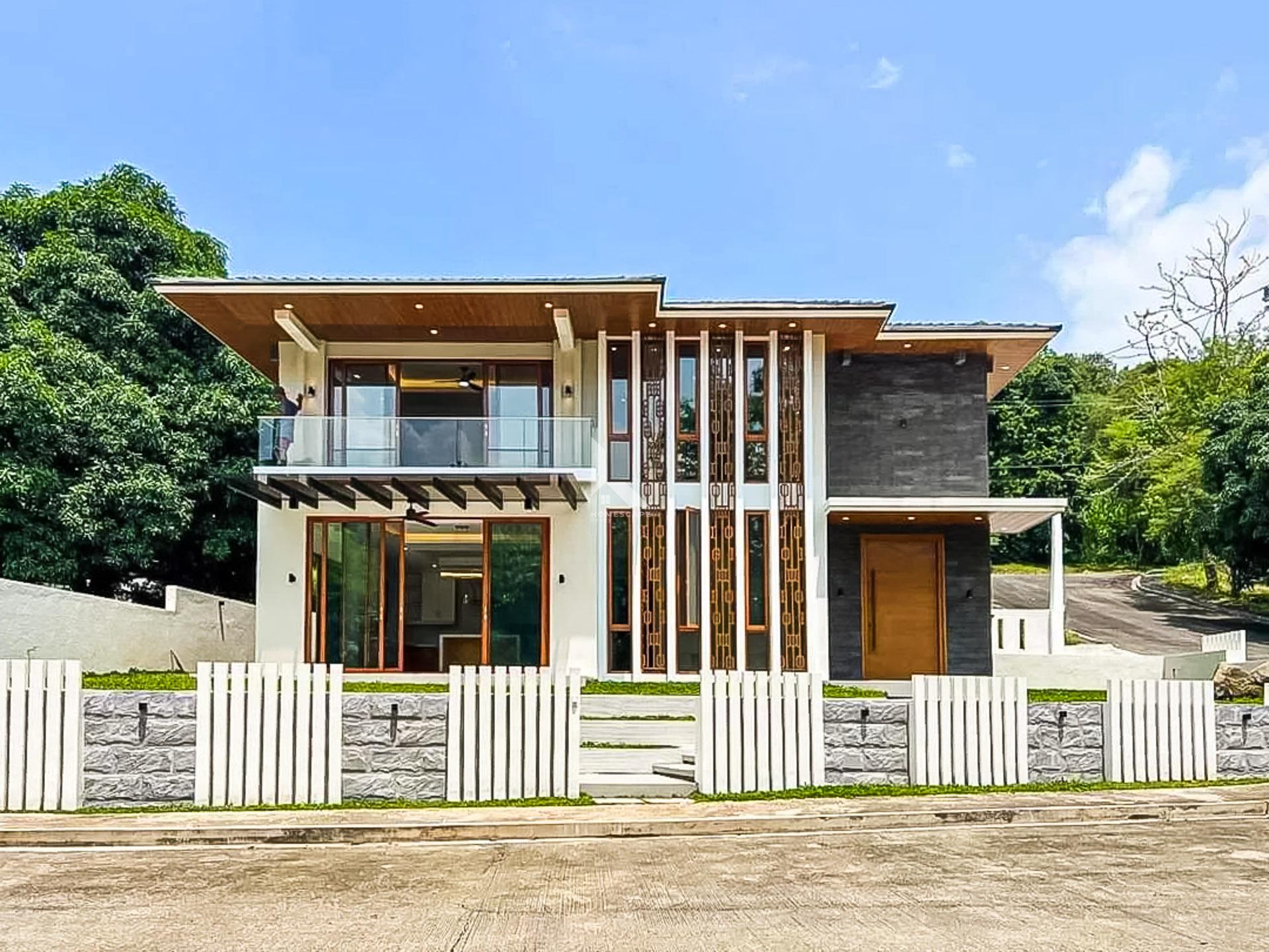 Astonishing Modern Asian Home For Sale With Golf Course Fairway View in Sun Valley Estates, Antipolo City