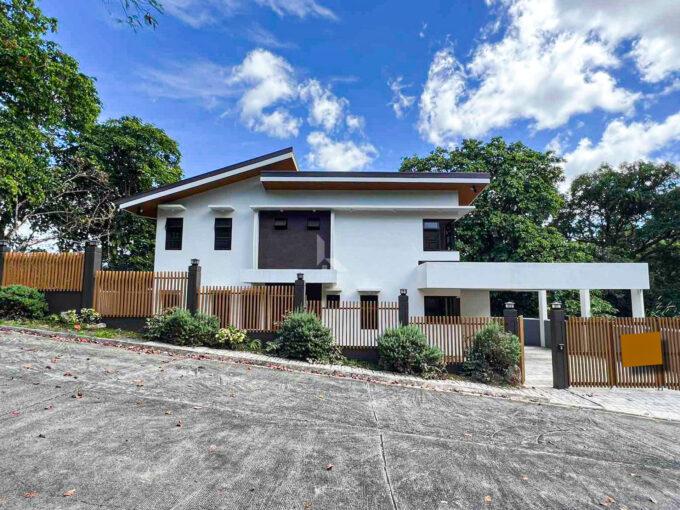 Pleasing House and Lot for sale in Sun Valley Estates, Antipolo City