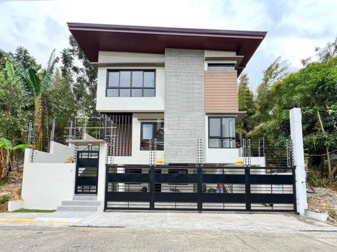 Stunning Multi-Level Modern House and Lot for Sale in Filinvest Heights, Quezon City