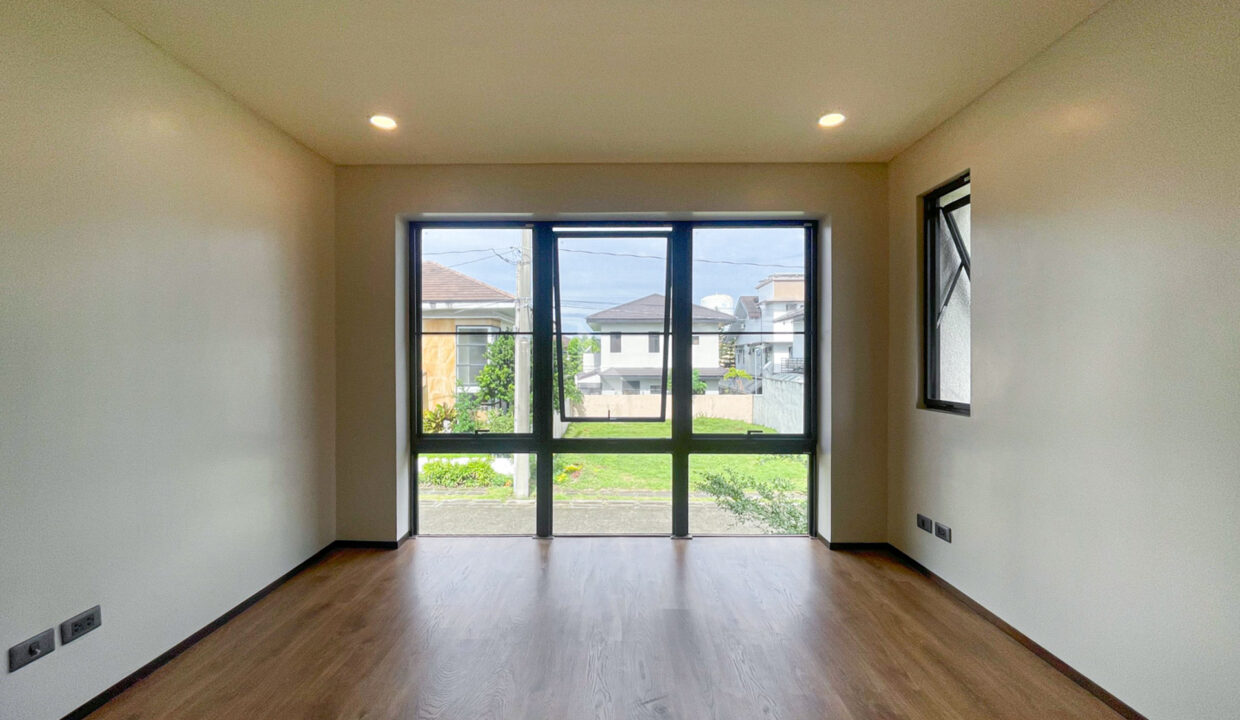 1253B784-FE92-44D8-A349-9736891187A0