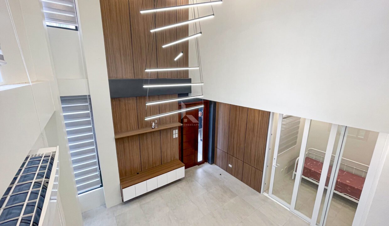 FCCAA6BA-FCCE-4C66-87BF-E62633C51D19