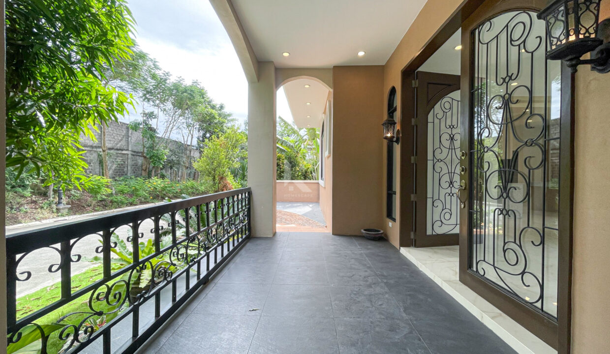 DC955579-2608-4A84-A97F-EFA26FA350AB