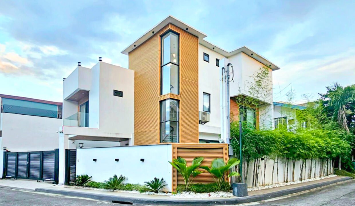 560adc21-1312-4be0-9a7c-1d01e1f96b8b