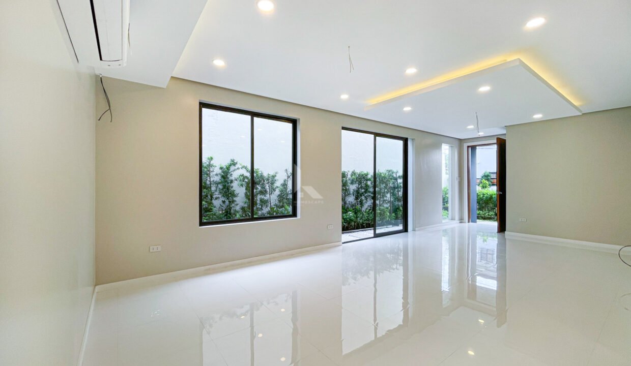 2018342F-F0D4-4711-82E2-B58D399817F2