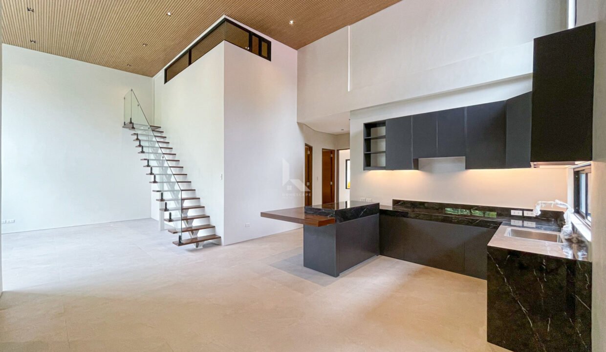 2593C1A7-8B01-4009-86B7-7DB07247AD5F