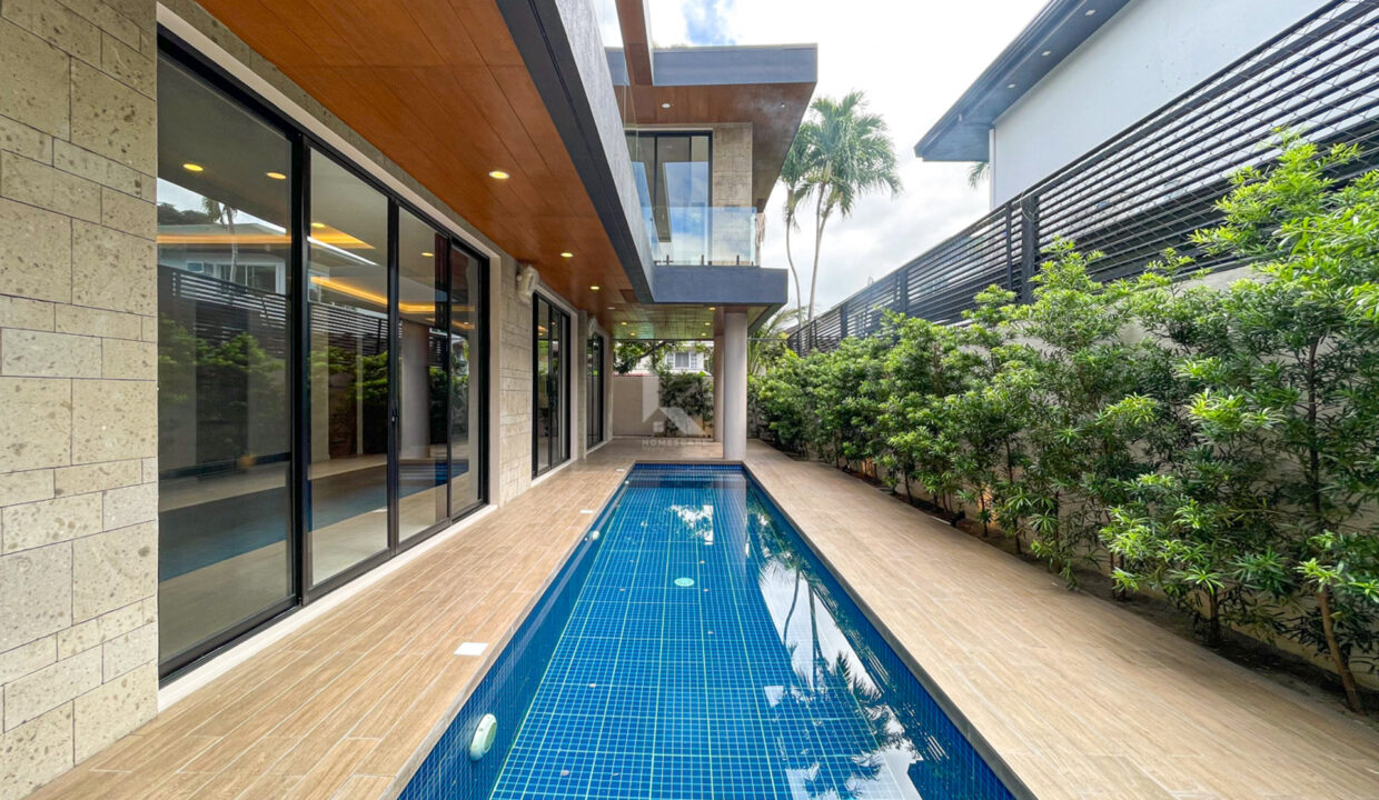 6EAEFE9D-25F9-4898-A1FE-93AD2D8587A5