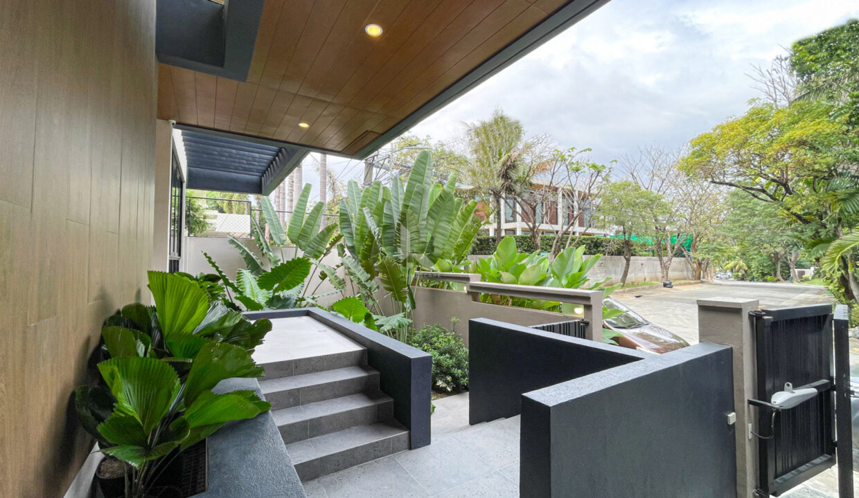 71D22B0F-A87E-4583-8A79-9519D1294C02