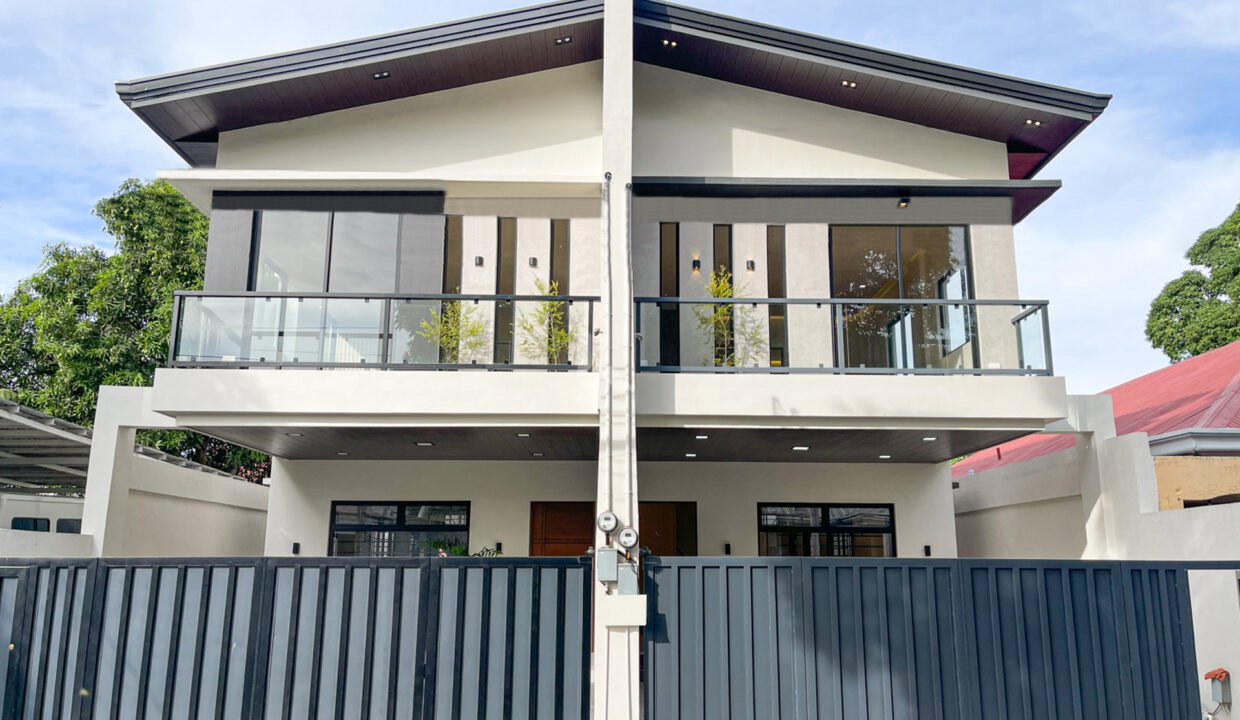 7FF97B54-9EF2-44AB-97BA-C860761A6F99