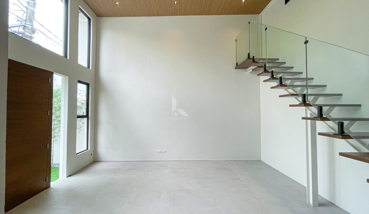 86DBB327-C3EF-45DB-A6AA-6649EE782BE8