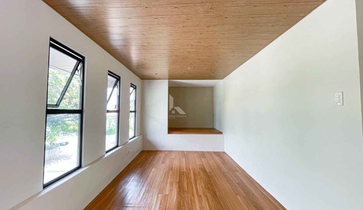 B74BA92F-8675-406A-814F-025063615262