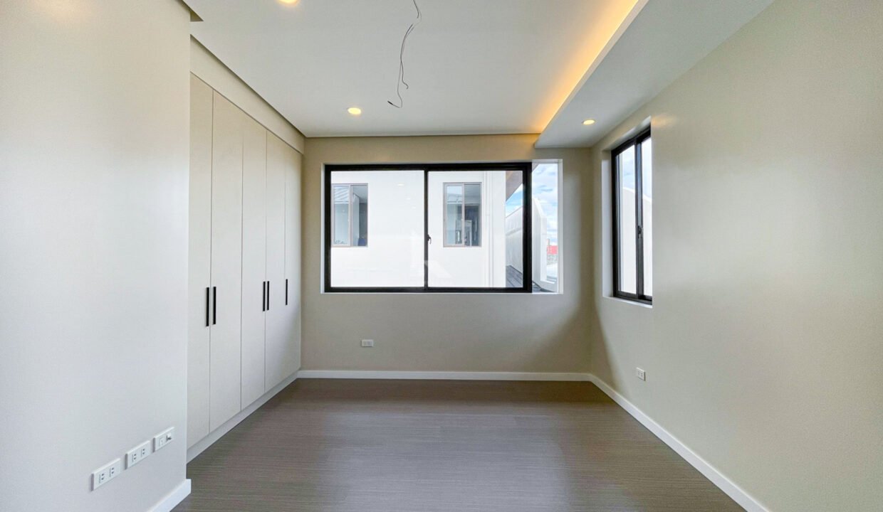 ED35BAD6-96CF-4BA2-962F-2370D091A3E6