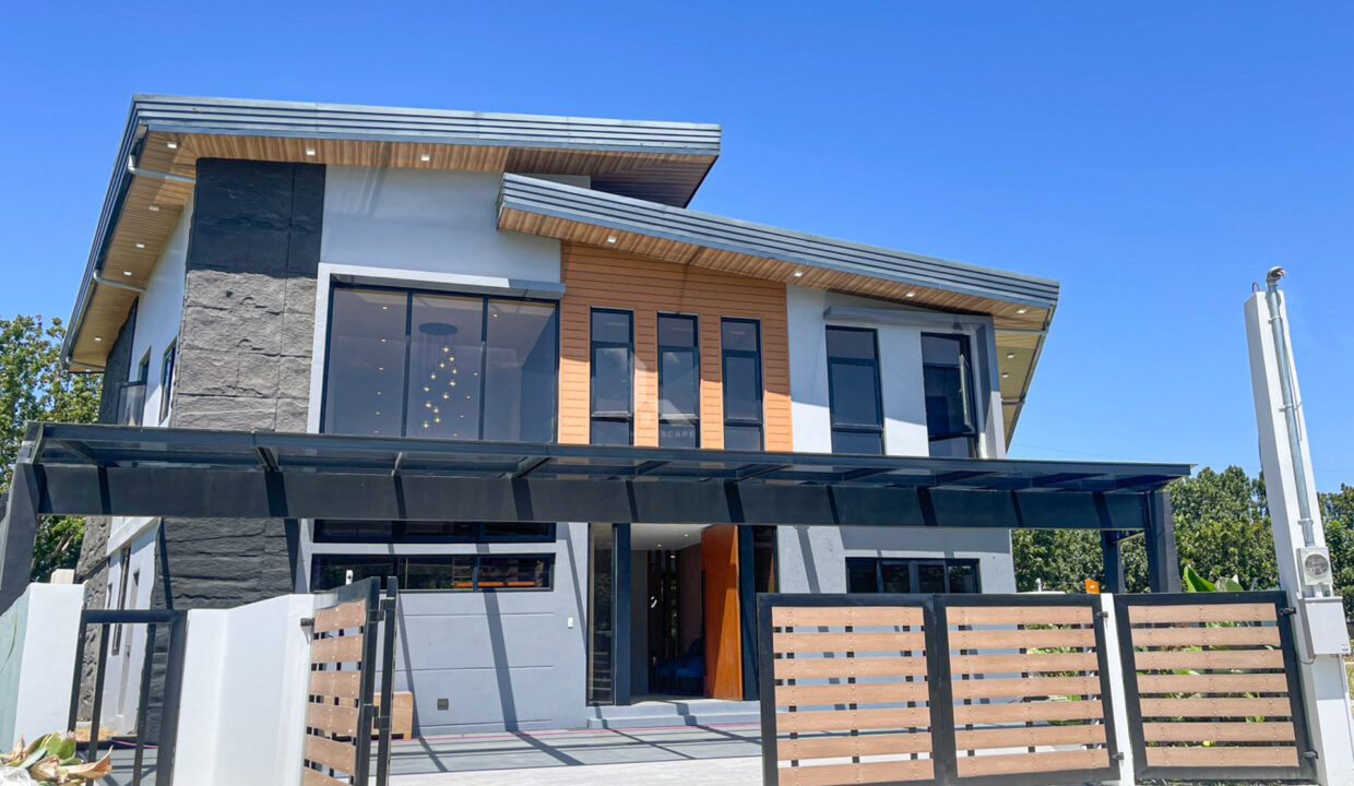 57E8626B-B3BF-4AA9-BB3F-DFAB6A471806