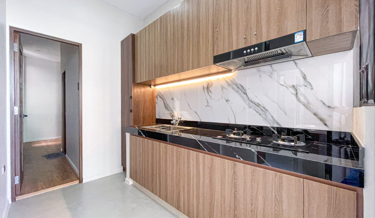 756D1973-3A37-40A3-BF4B-CD01C4DD8257