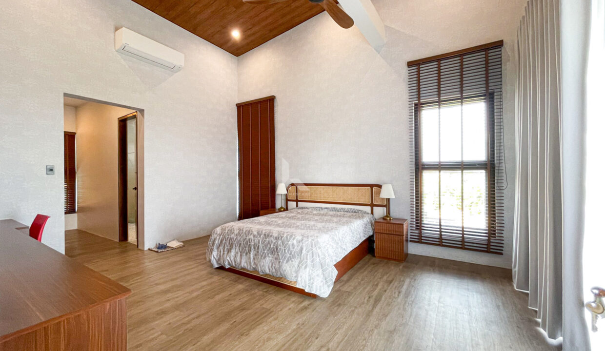 C2F98F08-2B63-4C7F-93A5-5DE979FE1050