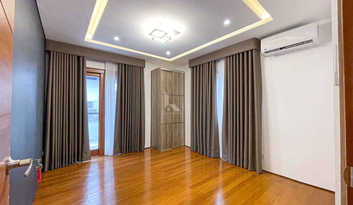 6B56BB3C-7CB9-427D-AA98-E862E9086D67