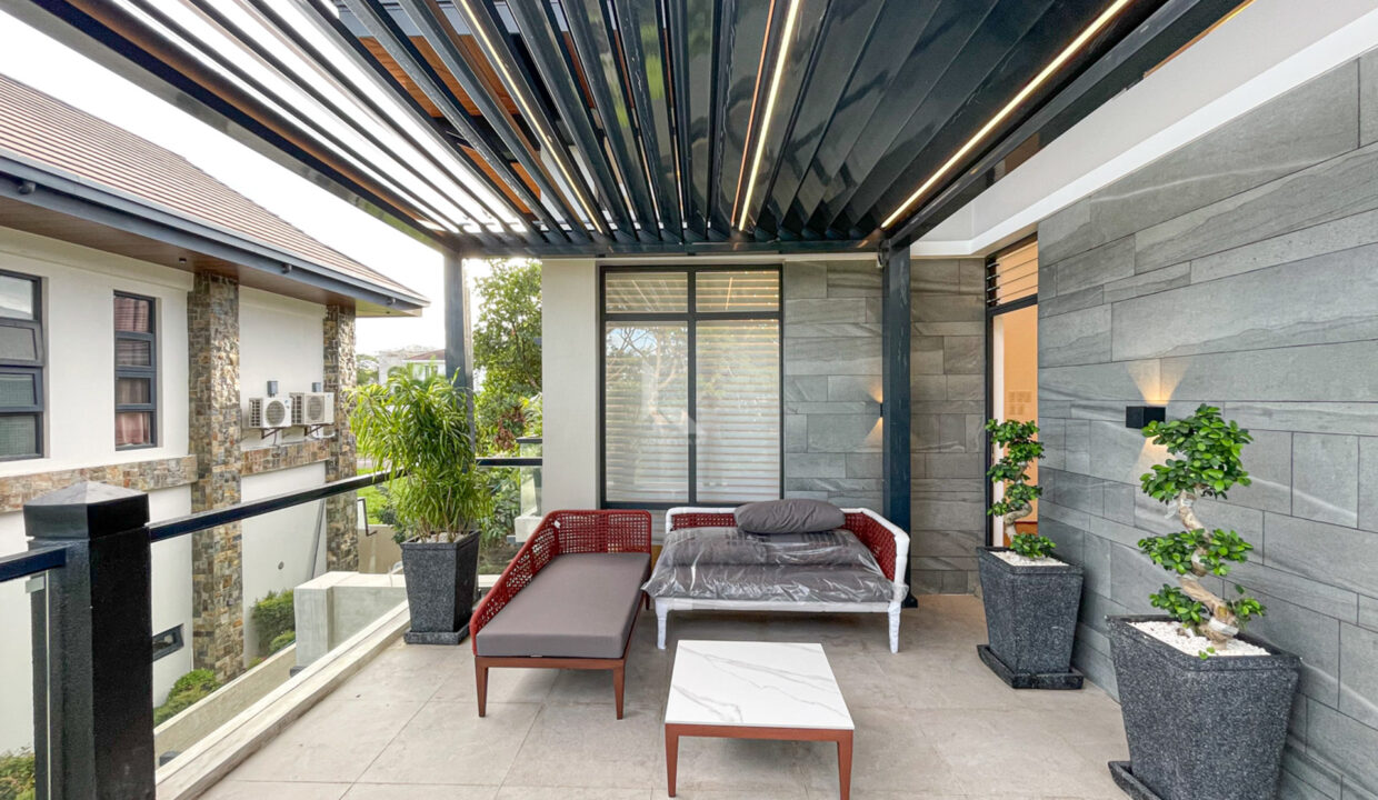 6C4876A1-031C-4A8D-9DE0-7479C277EF45