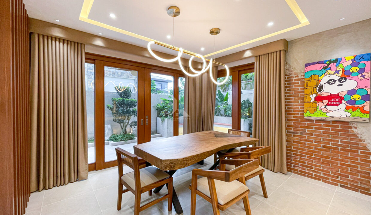 70FBD12E-1130-42A3-8203-858E7B27681A