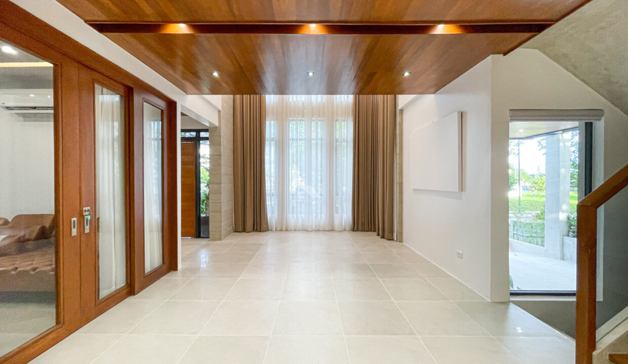 D420523E-EC8E-4D73-897F-153351944E6D