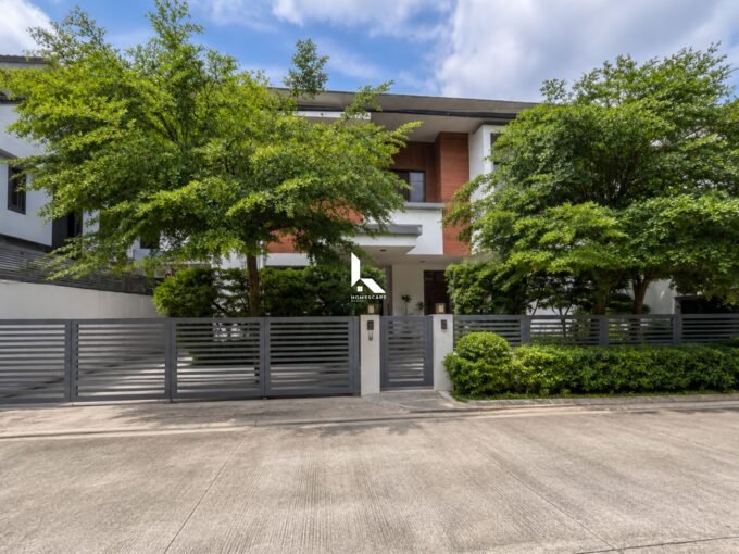 Modern Sanctuary: House and Lot For Sale At Acacia Estates, Taguig City